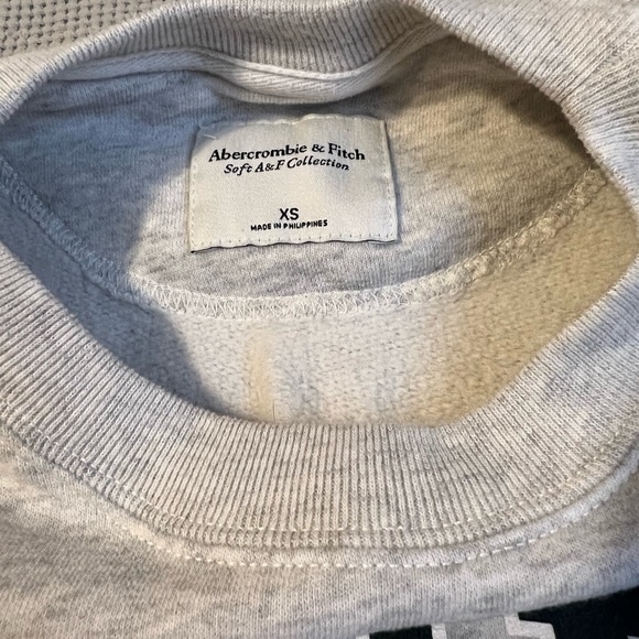 Abercrombie and fitch Aspen Colorado light Heather grey sweatshirt Xs - Picture 3 of 4